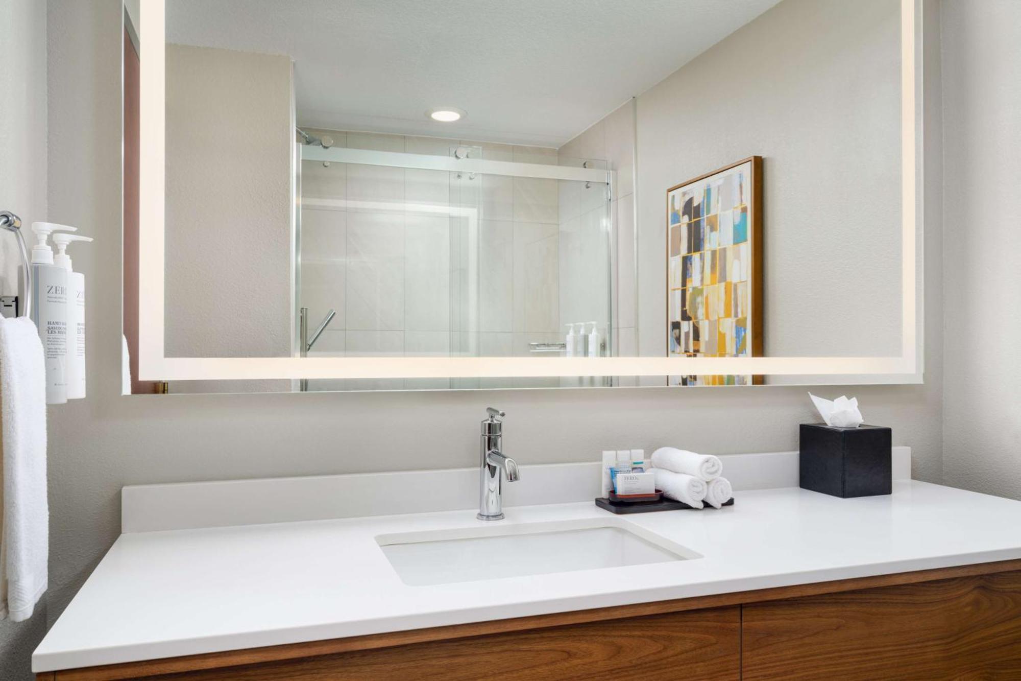 Embassy 4* Lincoln